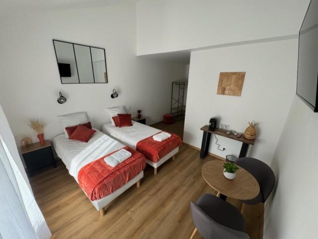 Au Coeur De Montmedy Bed & Breakfast Стая снимка